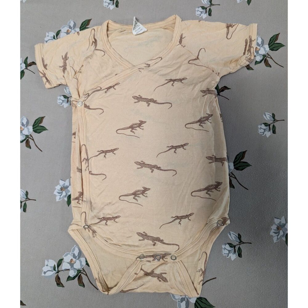 Kate Quinn Bamboo Lizard Bodysuit size 12-18 Months